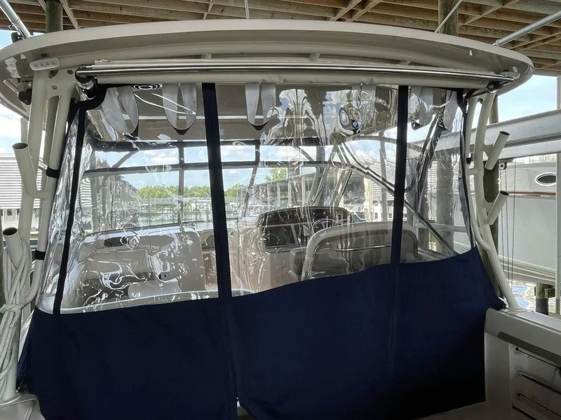 Slide: The Image of Grady-White 335 Freedom 2014 - 5539023