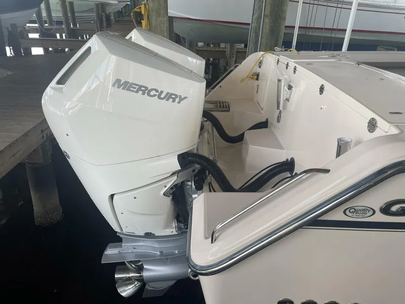 Slide: The Image of Grady-White 335 Freedom 2014 - 5539027