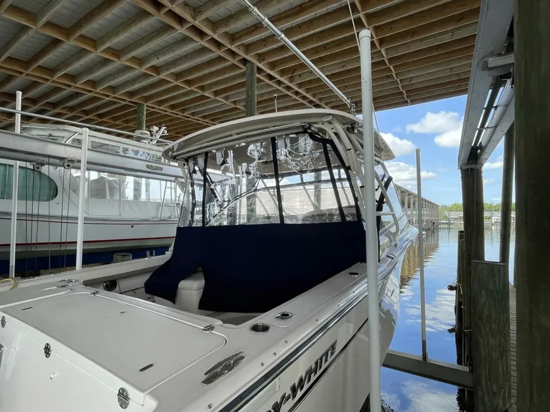 Slide: The Image of Grady-White 335 Freedom 2014 - 5539038