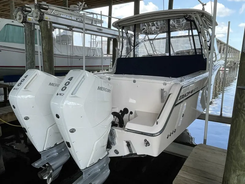 Slide: The Image of Grady-White 335 Freedom 2014 - 5539039