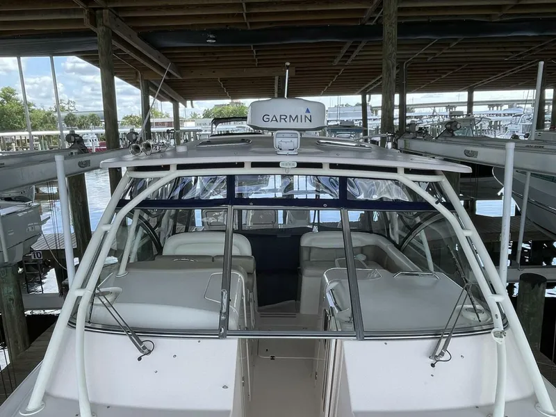 Slide: The Image of Grady-White 335 Freedom 2014 - 5538996