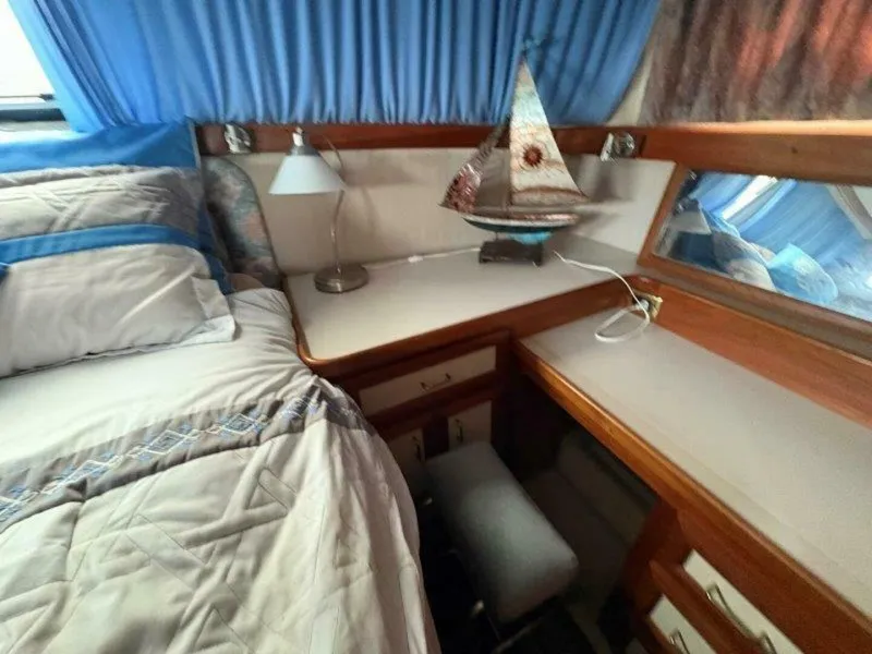 Slide: The Image of Carver 36 1988 - 5546663