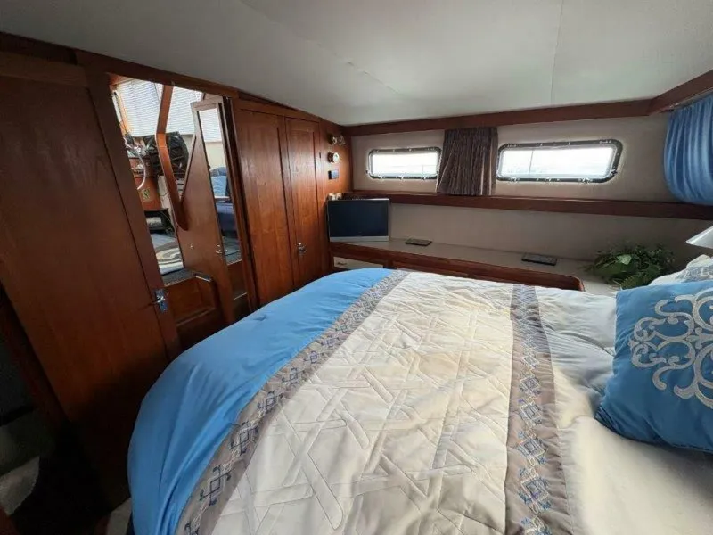 Slide: The Image of Carver 36 1988 - 5546665