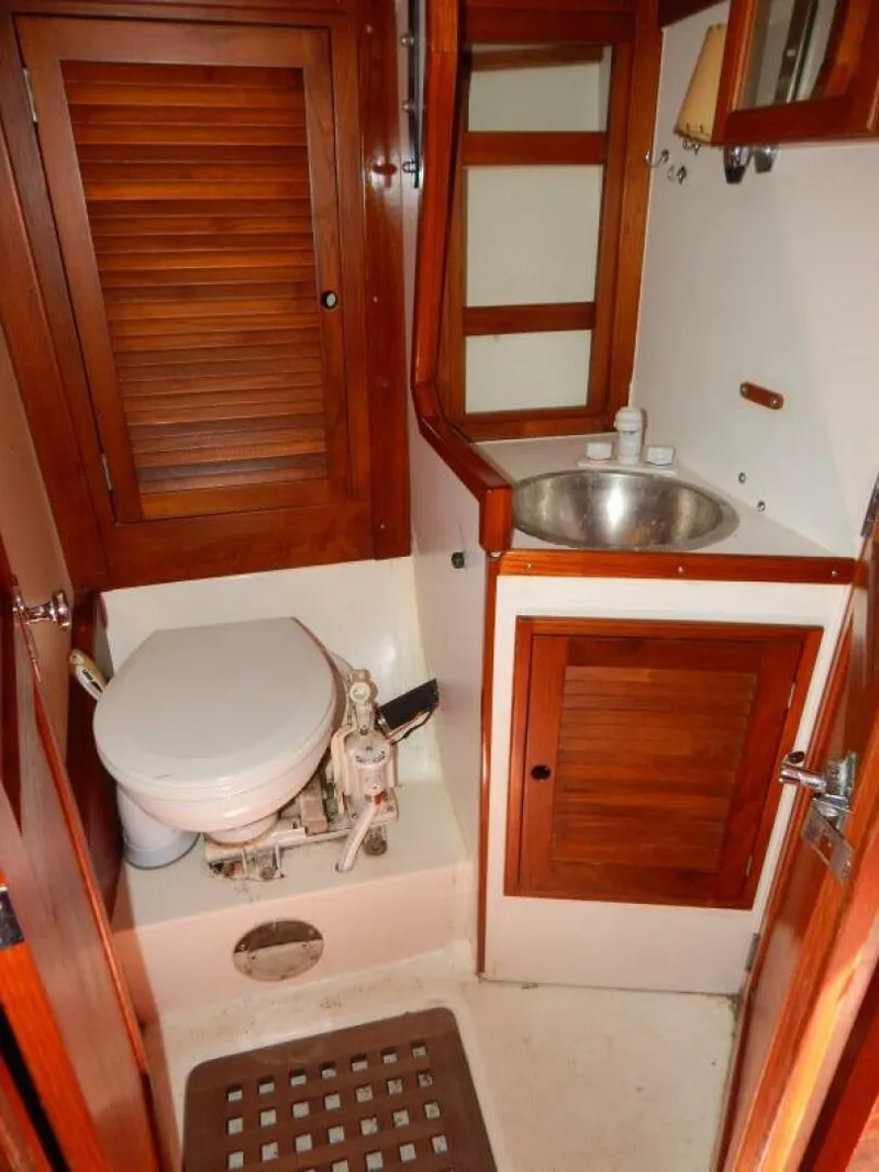 Slide: The Image of Tartan 37 Centerboard 1982 - 5539890