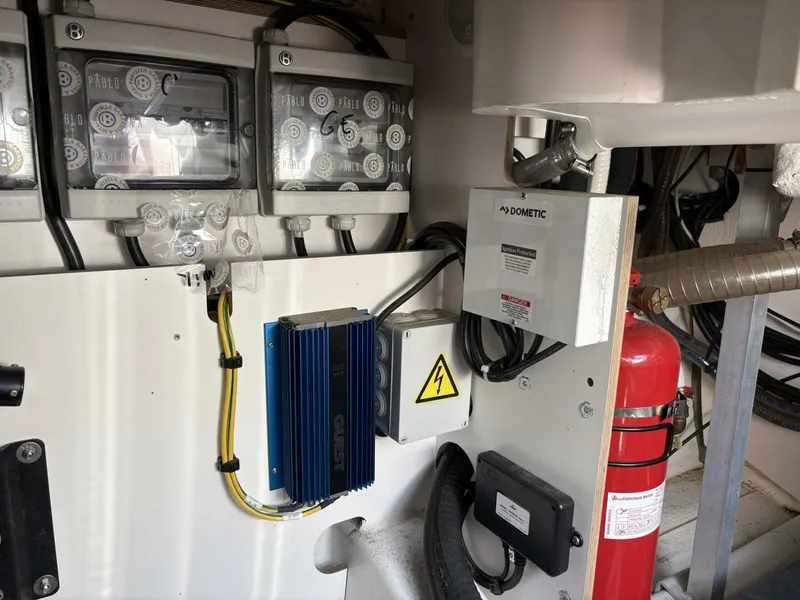 Slide: The Image of Jeanneau NC33 2019 - 5539691