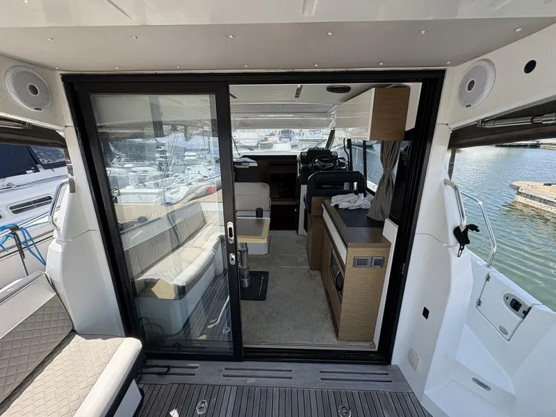 Slide: The Image of Jeanneau NC33 2019 - 5539671