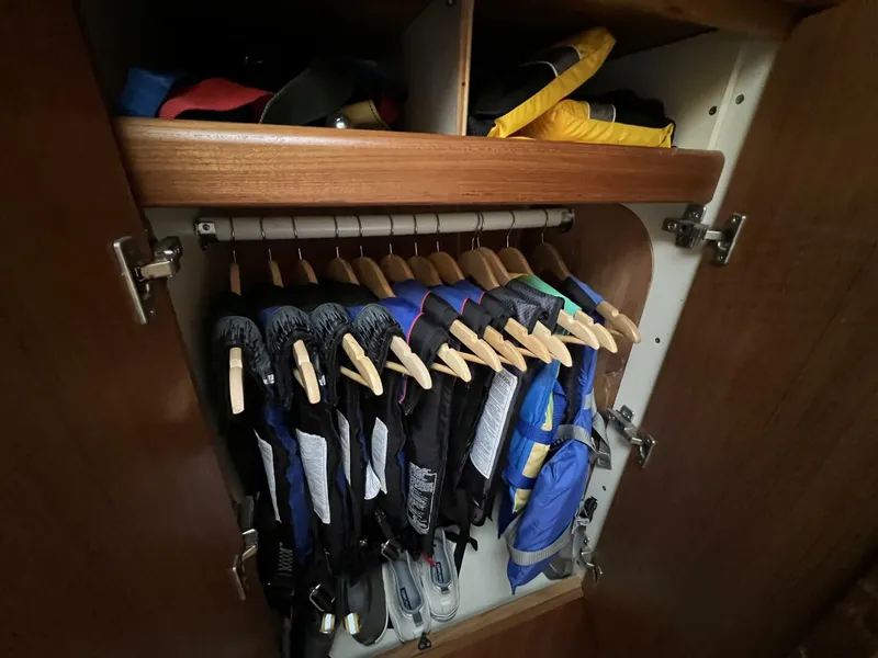 Slide: The Image of Hunter 41 2004 - 5539799