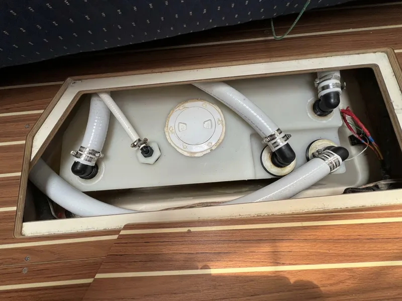 Slide: The Image of Hunter 41 2004 - 5539823