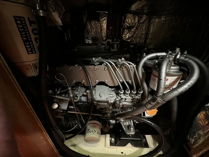 Slide: The Image of Hunter 41 2004 - 5539831