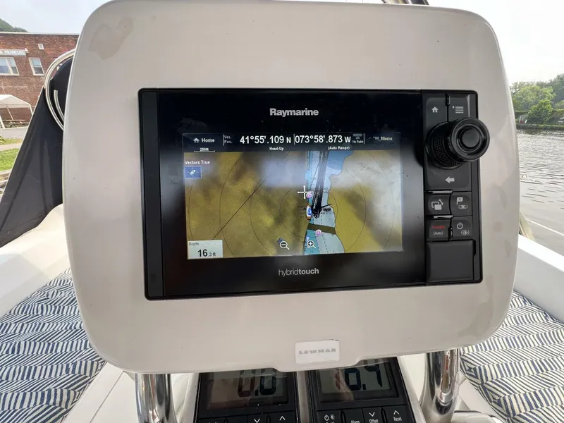 Slide: The Image of Hunter 41 2004 - 5539835