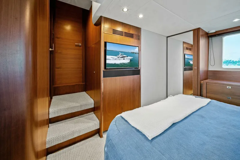 Slide: The Image of 2015 Princess F60 - Master Stateroom  - 5540820