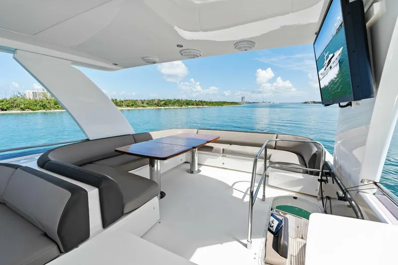 Slide: The Image of 2015 Princess F60 - Flybridge - 5540843