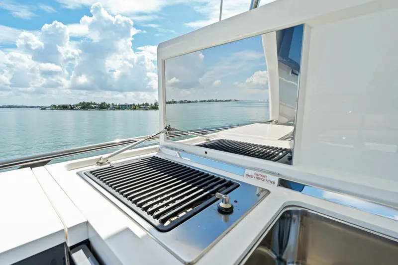 Slide: The Image of 2015 Princess F60 - Flybridge - 5540851