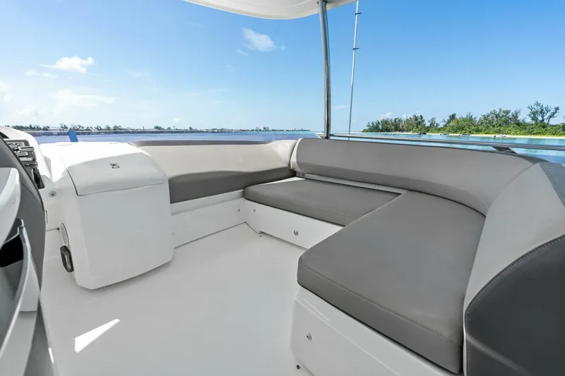 Slide: The Image of 2015 Princess F60 - Flybridge  - 5540847