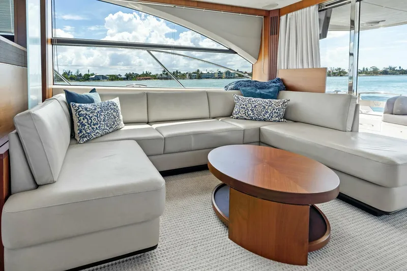 Slide: The Image of 2015 Princess F60 - Salon - 5540800