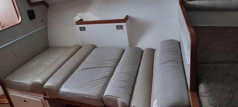 Slide: The Image of Dinette converted into berth - 5637020