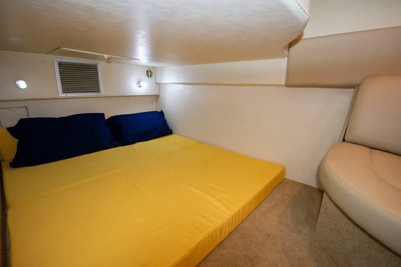 Slide: The Image of Bayliner 340 2008 - 5540451