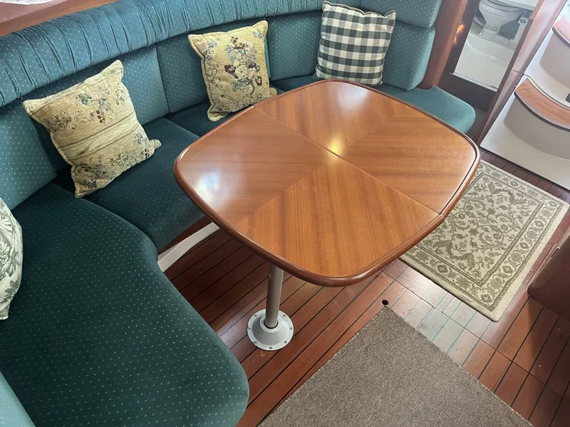 Slide: The Image of Beneteau Oceanis 381 2001 - 5597945