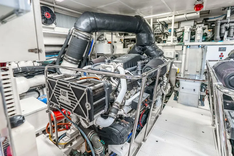 Slide: The Image of Hargrave Raised Pilothouse 2010 - 5544245