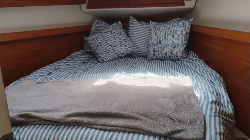 Slide: The Image of Catalina 350 2003 - 5541860