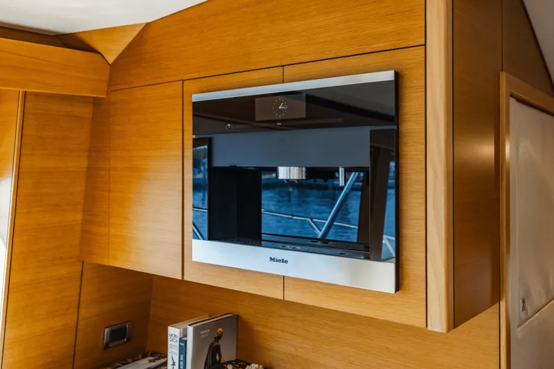 Slide: The Image of Hatteras GT63 2015 - 5807898