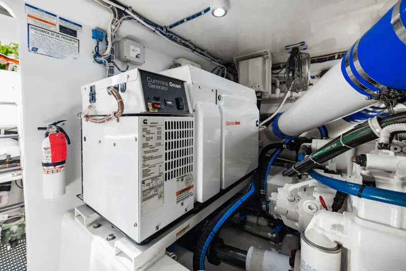 Slide: The Image of Hatteras GT63 2015 - 5807932