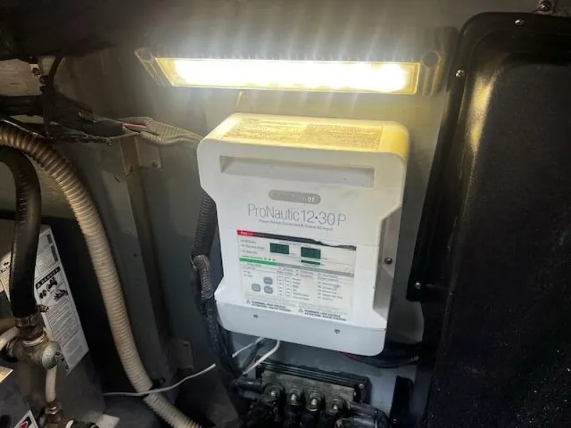 Slide: The Image of 410 battery charger - 5542194