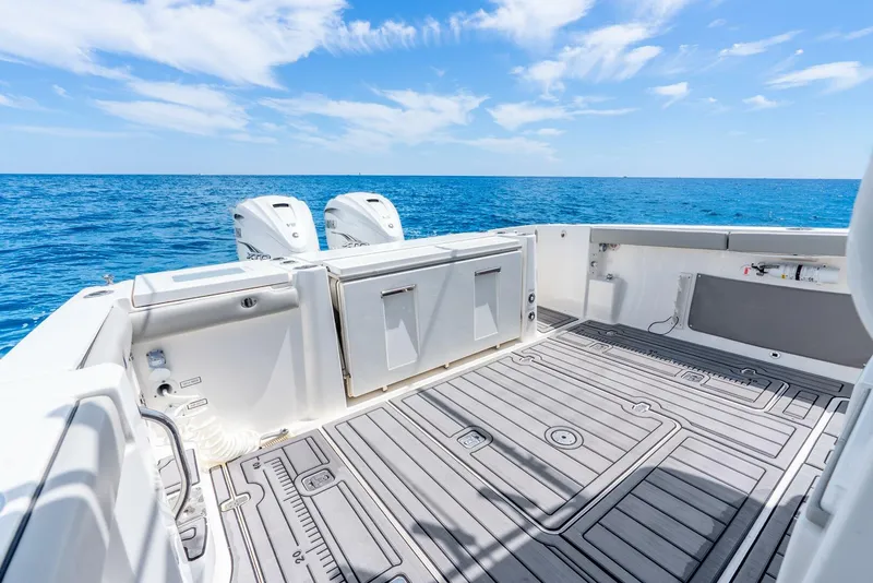 Slide: The Image of Pursuit 35 2024 - 5542505