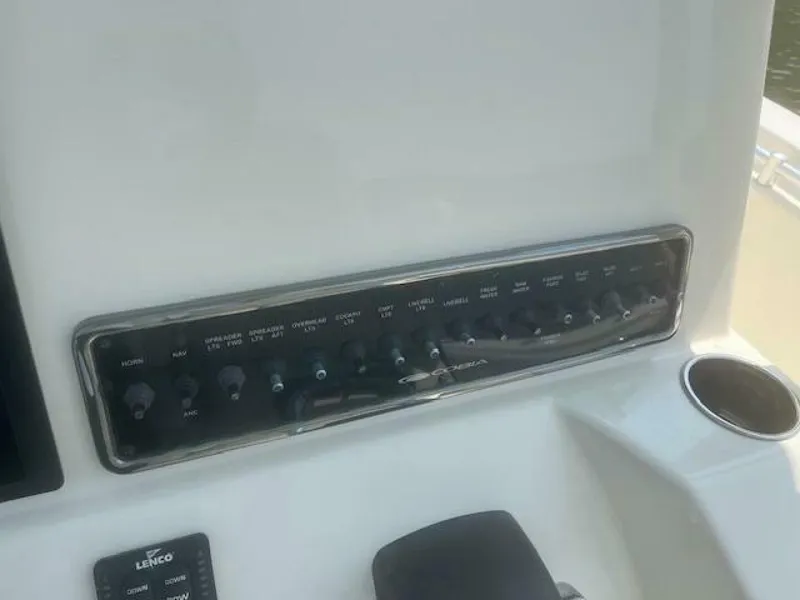 Slide: The Image of Cobia 277CC 2016 - 5549273