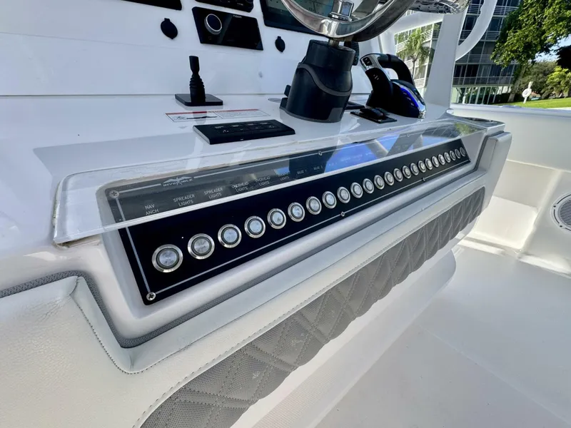 Slide: The Image of Invincible 39 Open Fisherman 2024 - 5601198