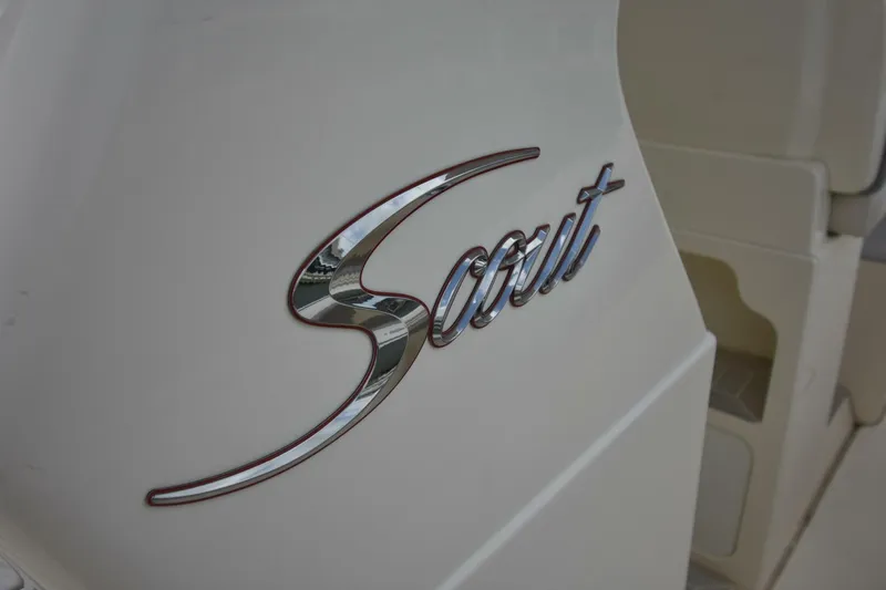 Slide: The Image of 2022 Scout 425 LXF - 5543709