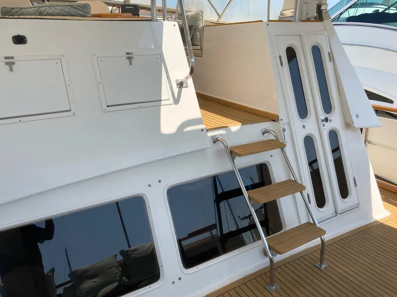 Slide: The Image of Offshore 48 Yachtfisher 1985 - 5544724