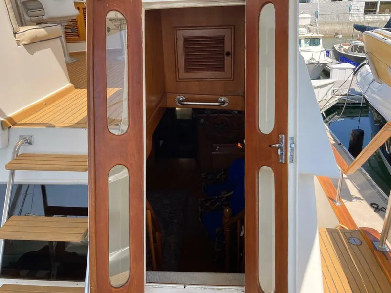 Slide: The Image of Offshore 48 Yachtfisher 1985 - 5544743