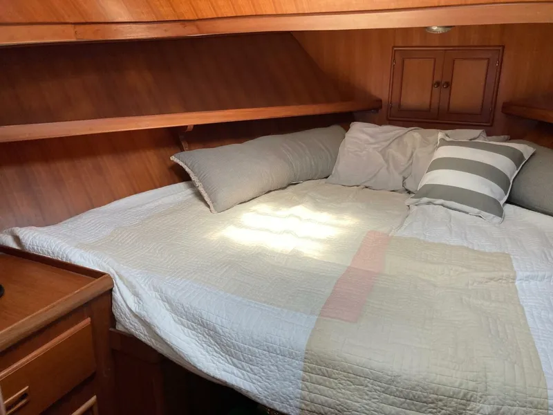 Slide: The Image of Offshore 48 Yachtfisher 1985 - 5544776