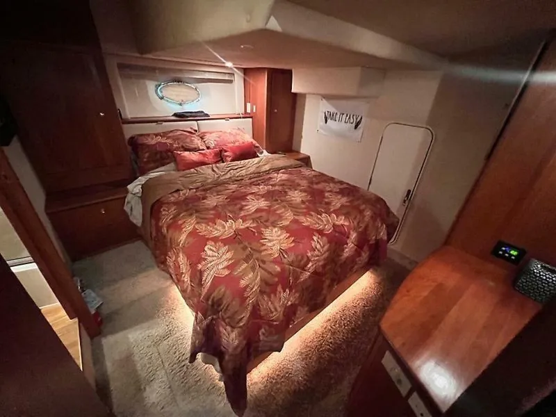 Slide: The Image of 0005314257 - 5544936