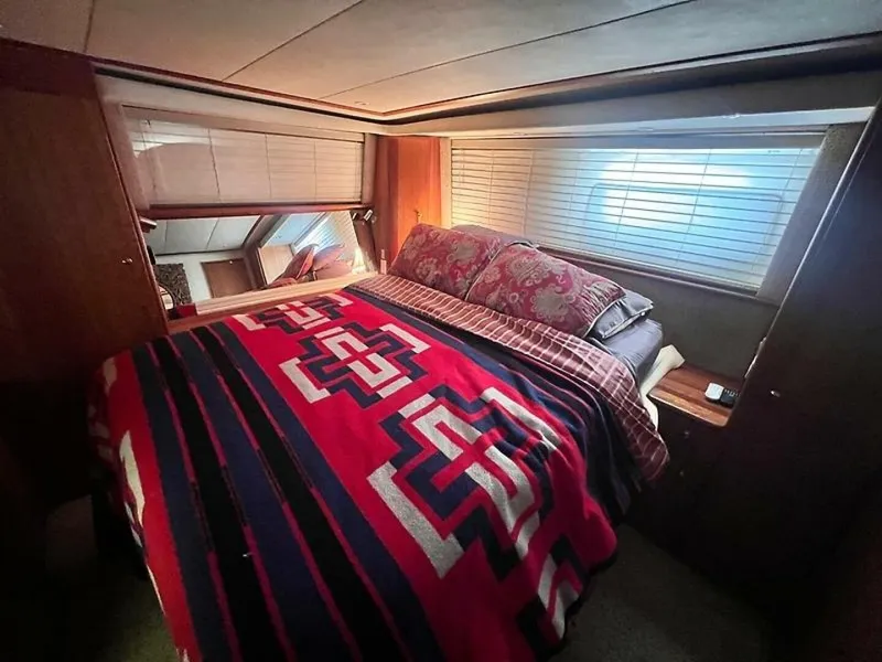 Slide: The Image of 0005314052 - 5544947