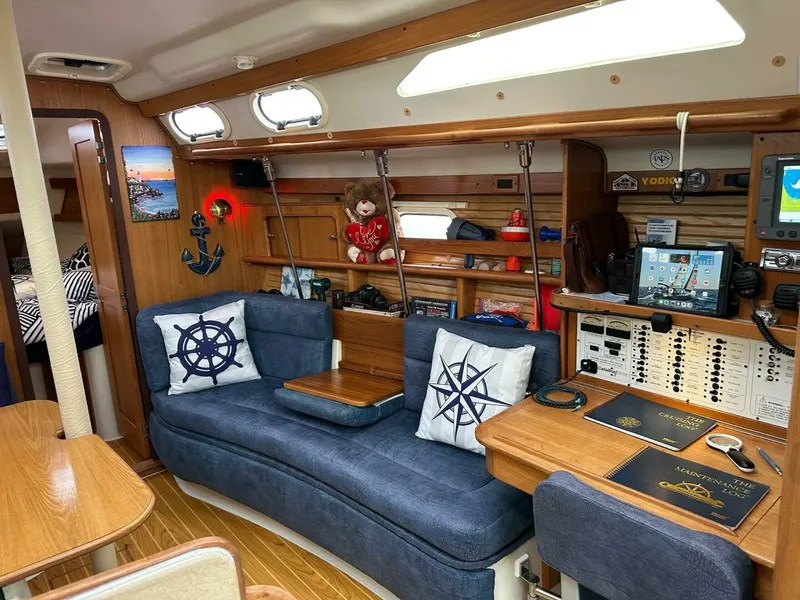 Slide: The Image of Catalina 380 2001 - 5553276