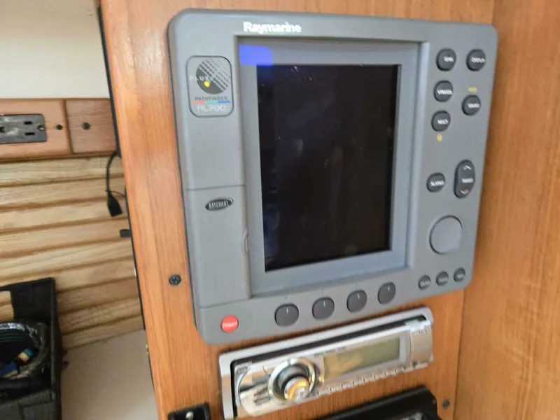 Slide: The Image of Catalina 380 2001 - 5551845