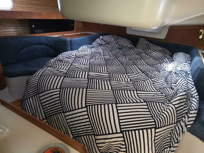 Slide: The Image of Catalina 380 2001 - 5551836