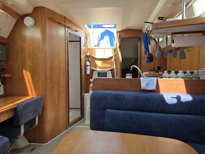 Slide: The Image of Catalina 380 2001 - 5551853