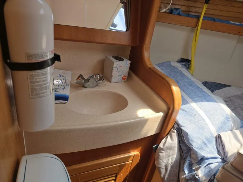 Slide: The Image of Catalina 380 2001 - 5551855