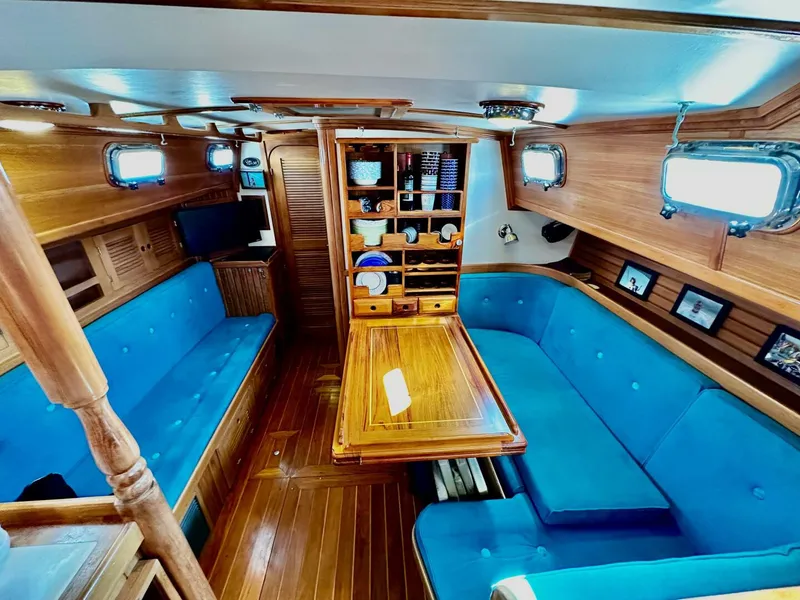 Slide: The Image of Cabo Rico 38 1993 - 5545551