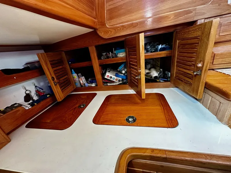 Slide: The Image of Cabo Rico 38 1993 - 5545570