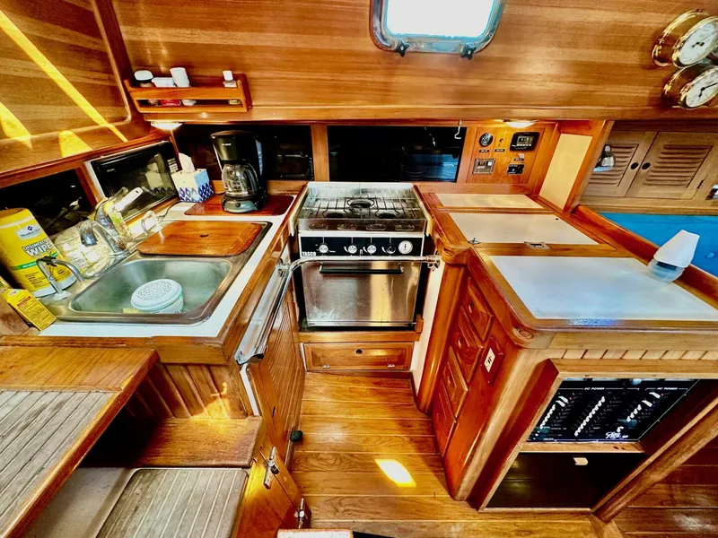 Slide: The Image of Cabo Rico 38 1993 - 5545571