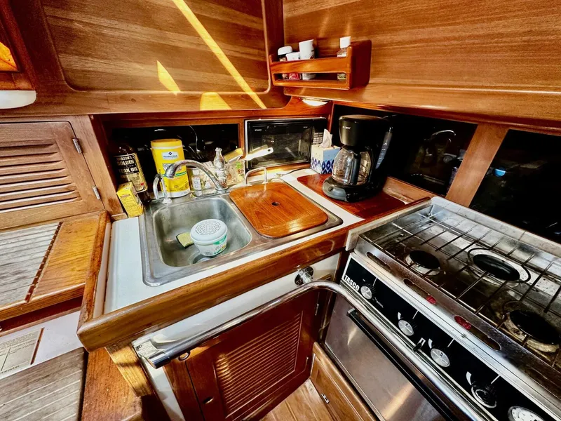 Slide: The Image of Cabo Rico 38 1993 - 5545576