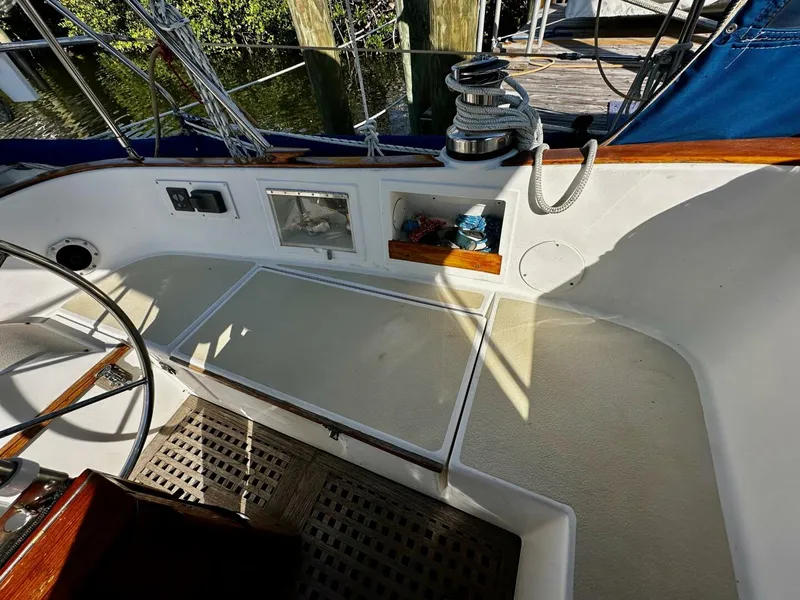 Slide: The Image of Cabo Rico 38 1993 - 5545604