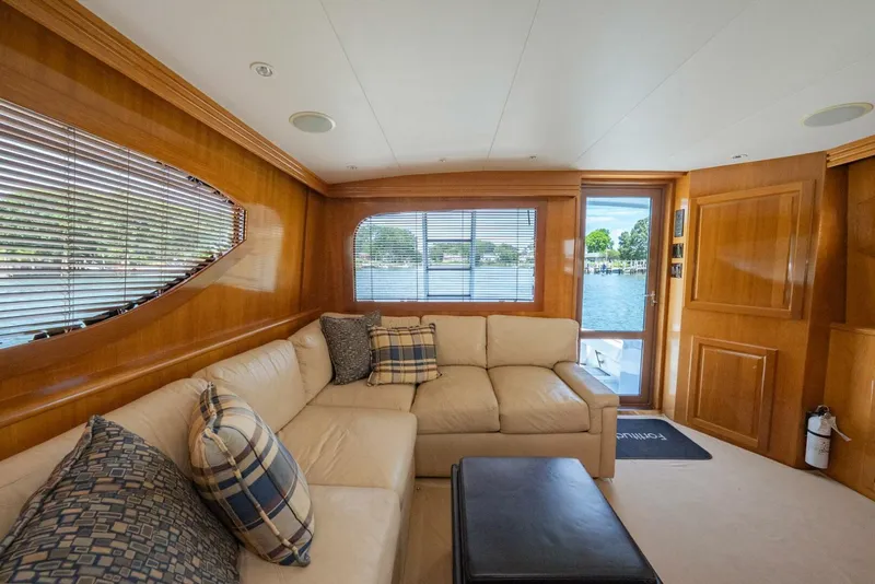 Slide: The Image of Hatteras 50 Convertible 2001 - 5545375