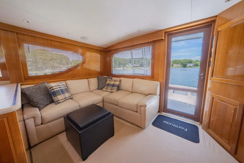 Slide: The Image of Hatteras 50 Convertible 2001 - 5545376