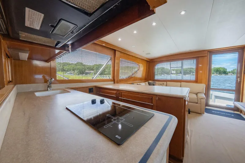 Slide: The Image of Hatteras 50 Convertible 2001 - 5545380