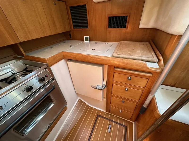 Slide: The Image of Catalina 350 2005 - 5545849